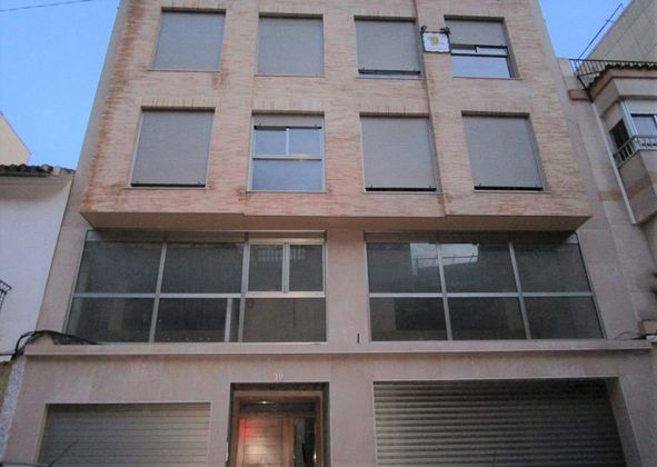Foto 1 de Local en venda a Ayuntamiento - Centro de 396 m²