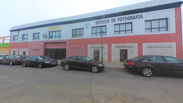Foto 1 de Local en venta en Aljaraque de 215 m²