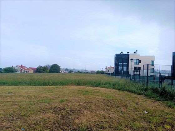 Foto 2 de Venta de terreno en Valdenoja - La Pereda de 2205 m²