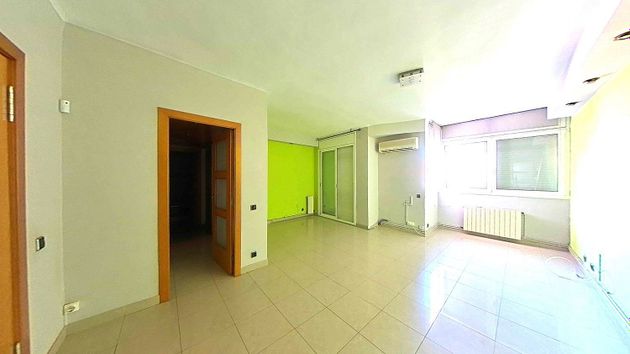Foto 1 de Pis en venda a Eixample - Sant Oleguer de 3 habitacions amb balcó i ascensor