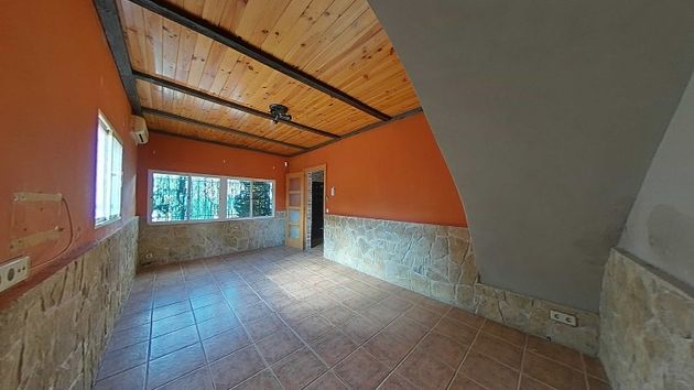 Foto 2 de Casa en venda a Valdaracete de 3 habitacions amb garatge i aire acondicionat