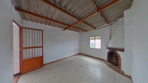 Foto 2 de Venta de piso en Arroyo de la Luz de 3 habitaciones con terraza y aire acondicionado