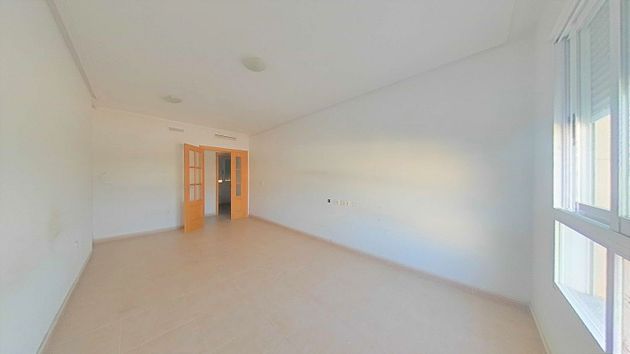 Foto 2 de Pis en venda a Beniel de 2 habitacions amb garatge i balcó