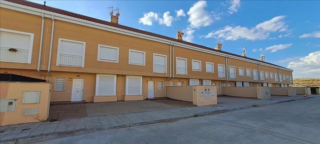 Foto 1 de Piso en venta en Cuéllar de 3 habitaciones con terraza y garaje
