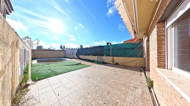 Foto 2 de Venta de casa en Ventas de Retamosa (Las) de 4 habitaciones con terraza y piscina
