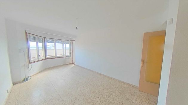 Foto 1 de Venta de piso en Sant Ramon de 3 habitaciones con ascensor