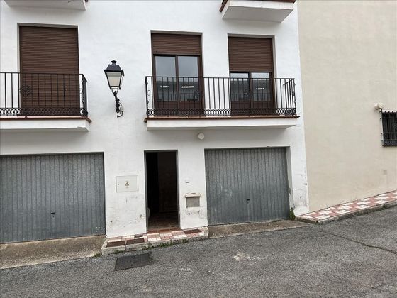 Foto 2 de Casa en venta en Benadalid de 3 habitaciones con garaje y balcón