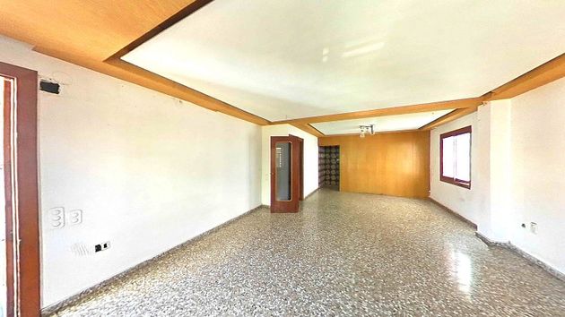 Foto 1 de Piso en venta en Vall d´Uixó (la) de 3 habitaciones con terraza