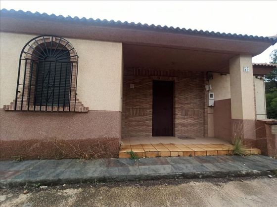 Foto 1 de Casa en venda a Cogollos de la Vega de 10 habitacions amb piscina i jardí