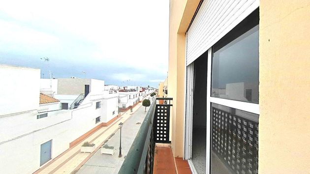 Foto 1 de Pis en venda a Palacios y Villafranca (Los) de 3 habitacions amb balcó i ascensor