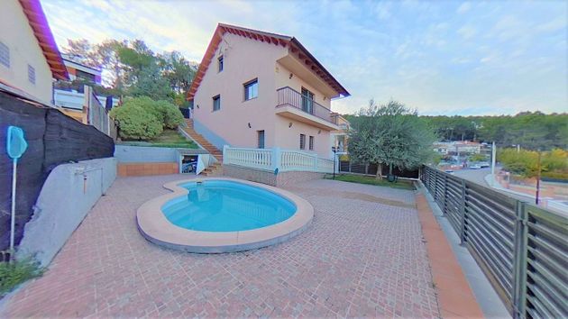 Foto 1 de Casa en venda a Piera de 4 habitacions amb terrassa i piscina