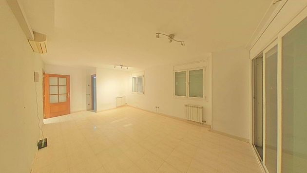 Foto 1 de Pis en venda a Centre - Eixample – Can Llobet – Can Serra de 3 habitacions amb terrassa i balcó