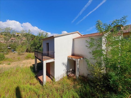 Foto 1 de Venta de casa en Vallgorguina de 3 habitaciones con terraza y jardín