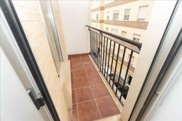 Foto 1 de Venta de piso en Centro - Almazora/Almassora de 3 habitaciones con balcón y ascensor