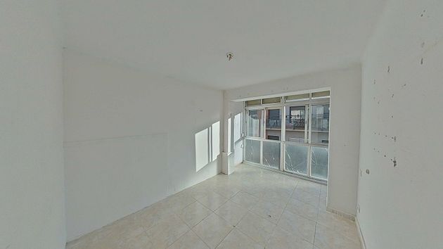 Foto 2 de Pis en venda a Centre - Col.legis Nous - Riera Seca de 3 habitacions i 52 m²
