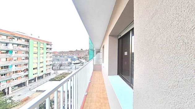 Foto 1 de Venta de piso en Catalunya - Fontetes de 3 habitaciones con terraza y ascensor