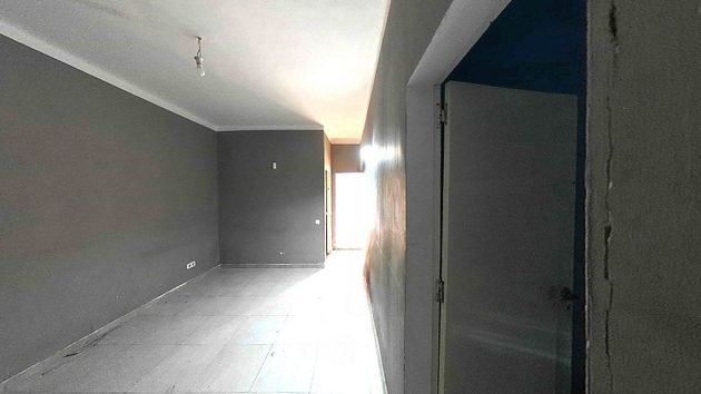 Foto 2 de Piso en venta en La Prosperitat de 2 habitaciones y 43 m²