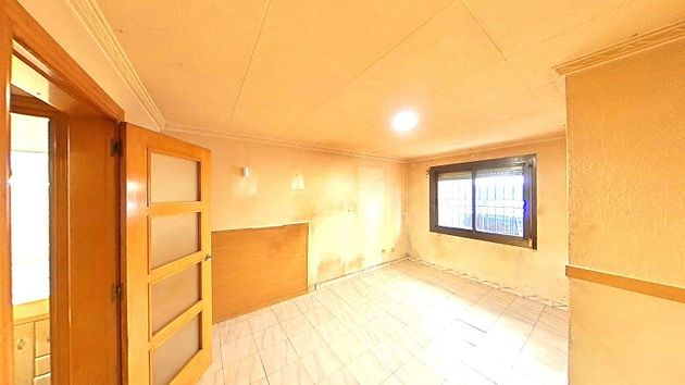Foto 2 de Pis en venda a Llagosta, La de 3 habitacions i 63 m²