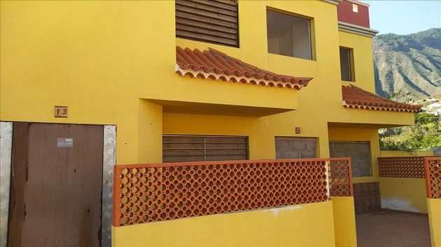 Foto 1 de Piso en venta en Güímar de 3 habitaciones con garaje