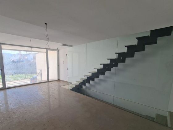Foto 1 de Casa en venta en Llocnou d´En Fenollet de 3 habitaciones con terraza