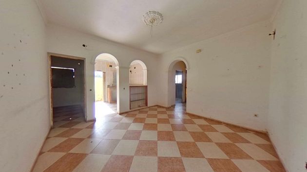 Foto 2 de Casa en venda a Villamartín de 4 habitacions amb terrassa i garatge