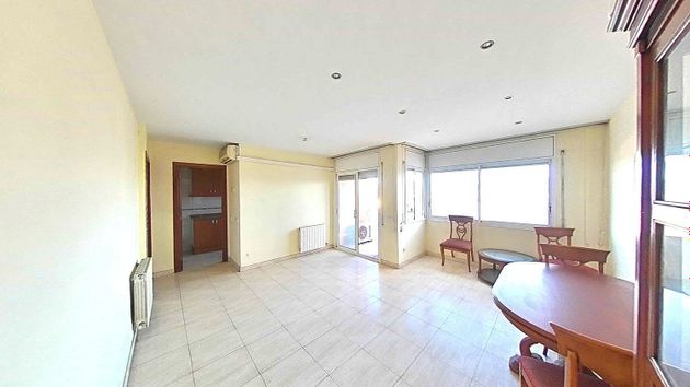 Foto 1 de Pis en venda a Can Borrell - La Plana de Lledó de 3 habitacions amb terrassa i ascensor