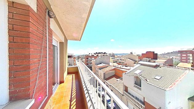 Foto 2 de Dúplex en venda a Sant Pere Nord de 4 habitacions amb terrassa i balcó