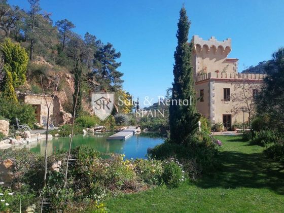 Foto 2 de Xalet en venda a La Pola i Giverola - Salionç de 6 habitacions amb terrassa i piscina