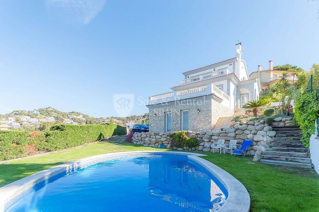 Foto 1 de Chalet en venta en Roca Grossa - Serra Brava de 3 habitaciones con terraza y piscina