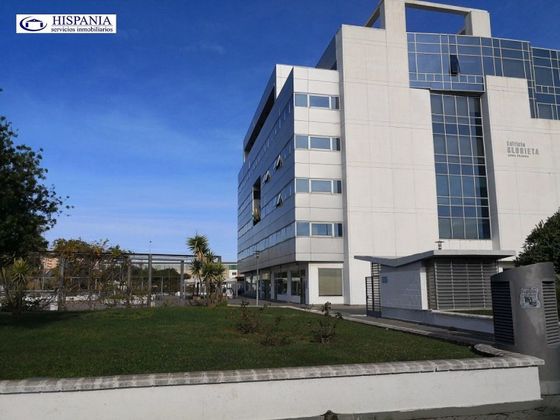 Foto 1 de Venta de oficina en Cortadura - Zona Franca  de 194 m²