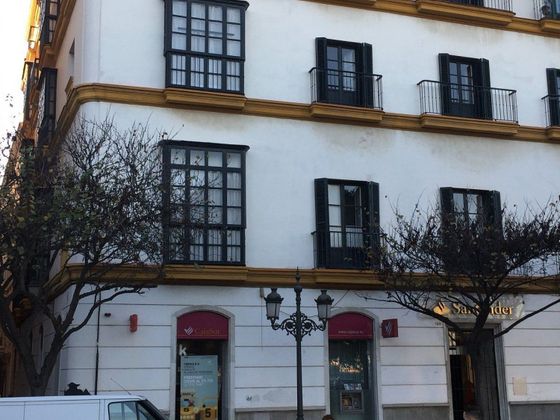 Foto 2 de Pis en venda a Centro Histórico - Plaza España de 5 habitacions amb aire acondicionat i calefacció