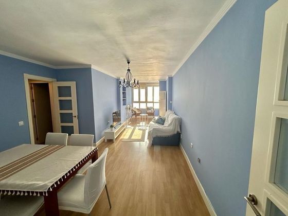 Foto 1 de Pis en venda a Cortadura - Zona Franca  de 3 habitacions amb terrassa i balcó