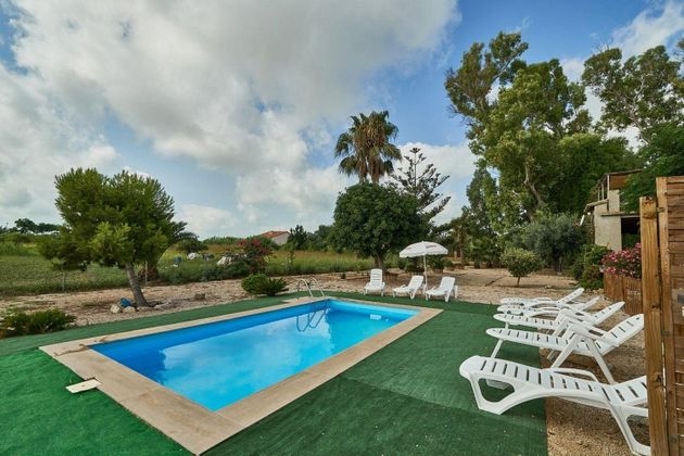 Foto 2 de Xalet en venda a Deltebre de 7 habitacions amb terrassa i piscina