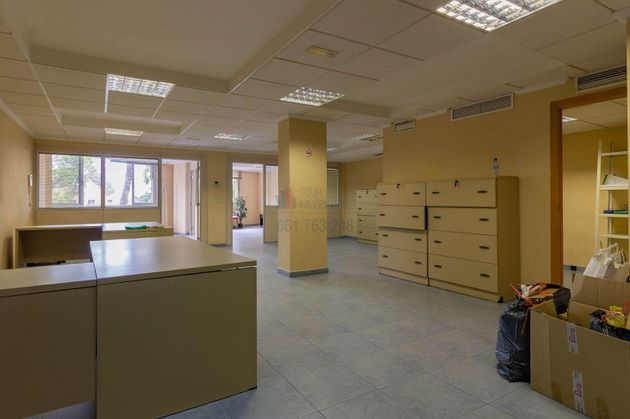 Foto 1 de Oficina en venda a avenida De Ramón y Cajal amb aire acondicionat