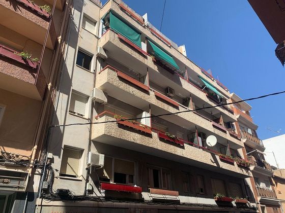Foto 2 de Venta de piso en calle San Ignacio Loyola de 3 habitaciones con terraza y balcón