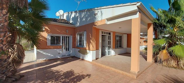 Foto 1 de Venta de chalet en Almardà de 3 habitaciones con terraza y garaje