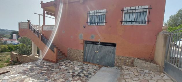 Foto 1 de Chalet en venta en Albalat dels Tarongers de 3 habitaciones con terraza y piscina
