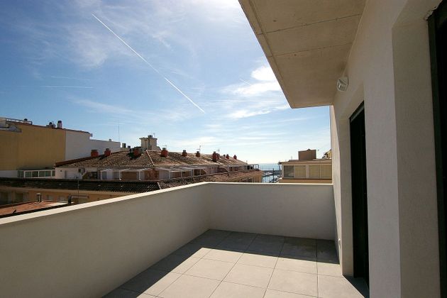 Foto 2 de Ático en venta en calle De Les Drassanes de 2 habitaciones con terraza y aire acondicionado
