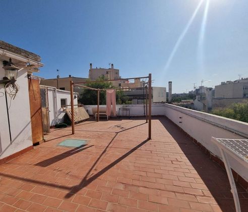 Foto 1 de Dúplex en venda a Arxiduc - Bons Aires de 3 habitacions amb terrassa i balcó