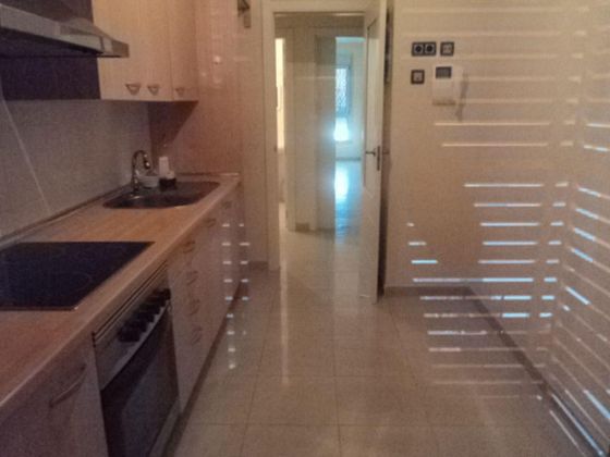 Foto 2 de Pis en venda a Vecindario-Paredilla-Sardina de 2 habitacions amb garatge i ascensor