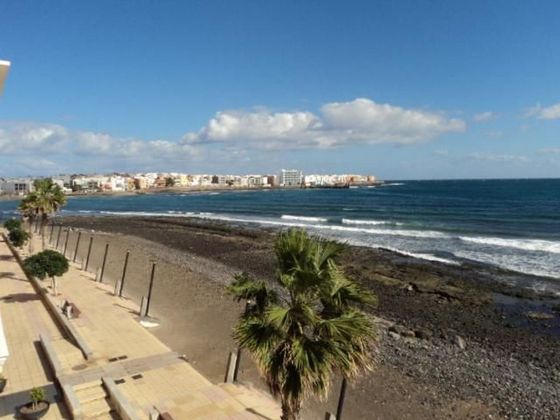 Foto 1 de Venta de terreno en Playa de Arinaga de 142 m²