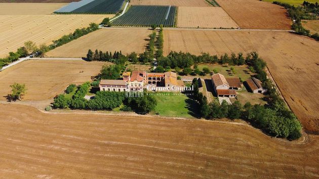 Foto 1 de Casa rural en venda a Castelló d'Empúries poble de 13 habitacions amb terrassa i garatge