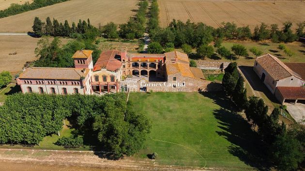 Foto 2 de Casa rural en venda a Castelló d'Empúries poble de 13 habitacions amb terrassa i garatge