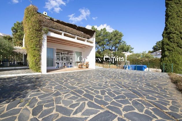 Foto 2 de Chalet en venta en Llançà de 12 habitaciones con terraza y piscina