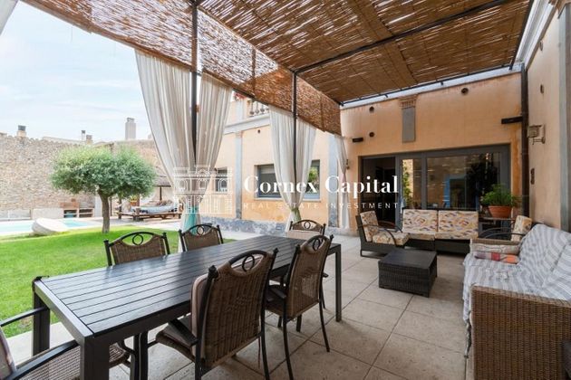 Foto 2 de Casa adossada en venda a Torroella de Montgrí pueblo de 4 habitacions amb terrassa i piscina