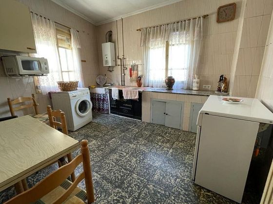 Foto 2 de Xalet en venda a Molinaseca de 3 habitacions amb calefacció