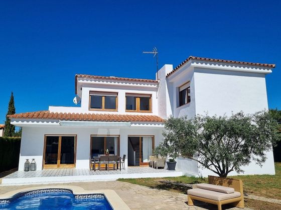 Foto 2 de Xalet en venda a avenida Ametlla de Mar Calafat de 5 habitacions amb terrassa i piscina