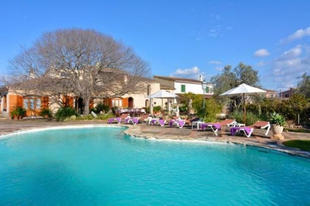 Foto 1 de Casa rural en venda a Establiments - Son Espanyol - Son Sardina de 4 habitacions amb terrassa i piscina