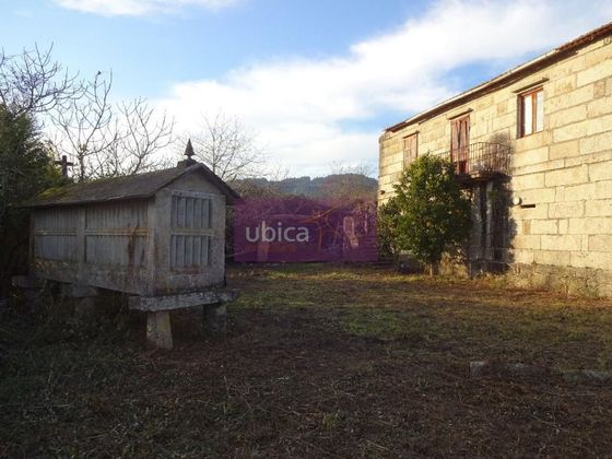 Foto 1 de Casa adossada en venda a Salceda de Caselas de 3 habitacions amb jardí