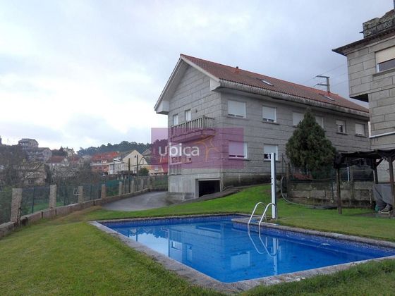 Foto 1 de Venta de chalet en Matamá - Beade - Bembrive - Valádares - Zamáns de 6 habitaciones con piscina y jardín